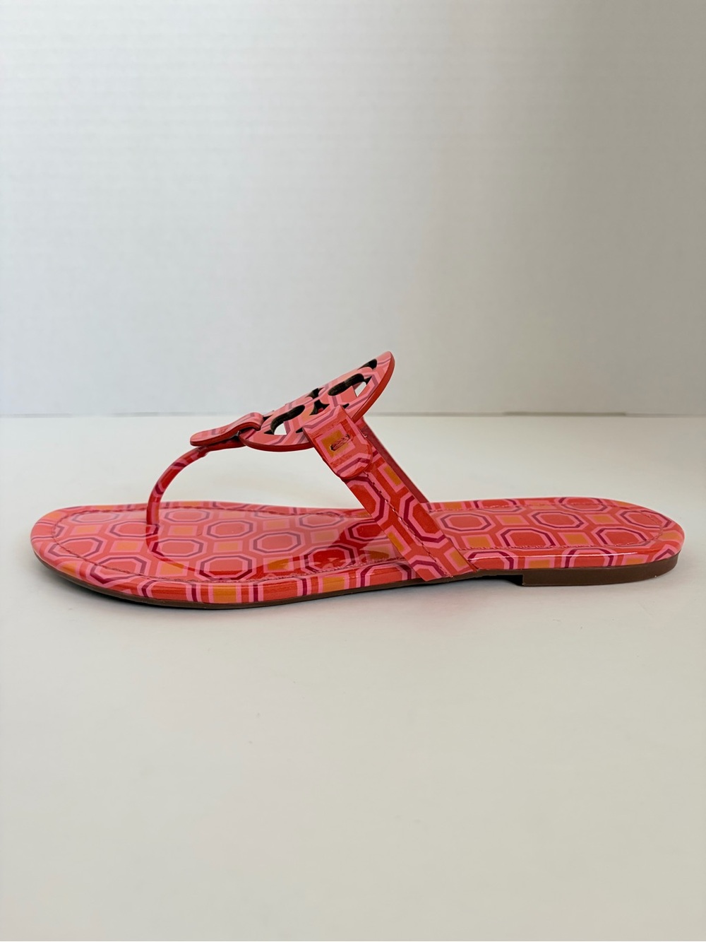Tory Burch Miller Sandals Flip Flop Geometric Printed Leather Orange Pink Size 8 - Picture 10 of 14